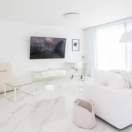 Apartment Emirates White Sensation Sofia